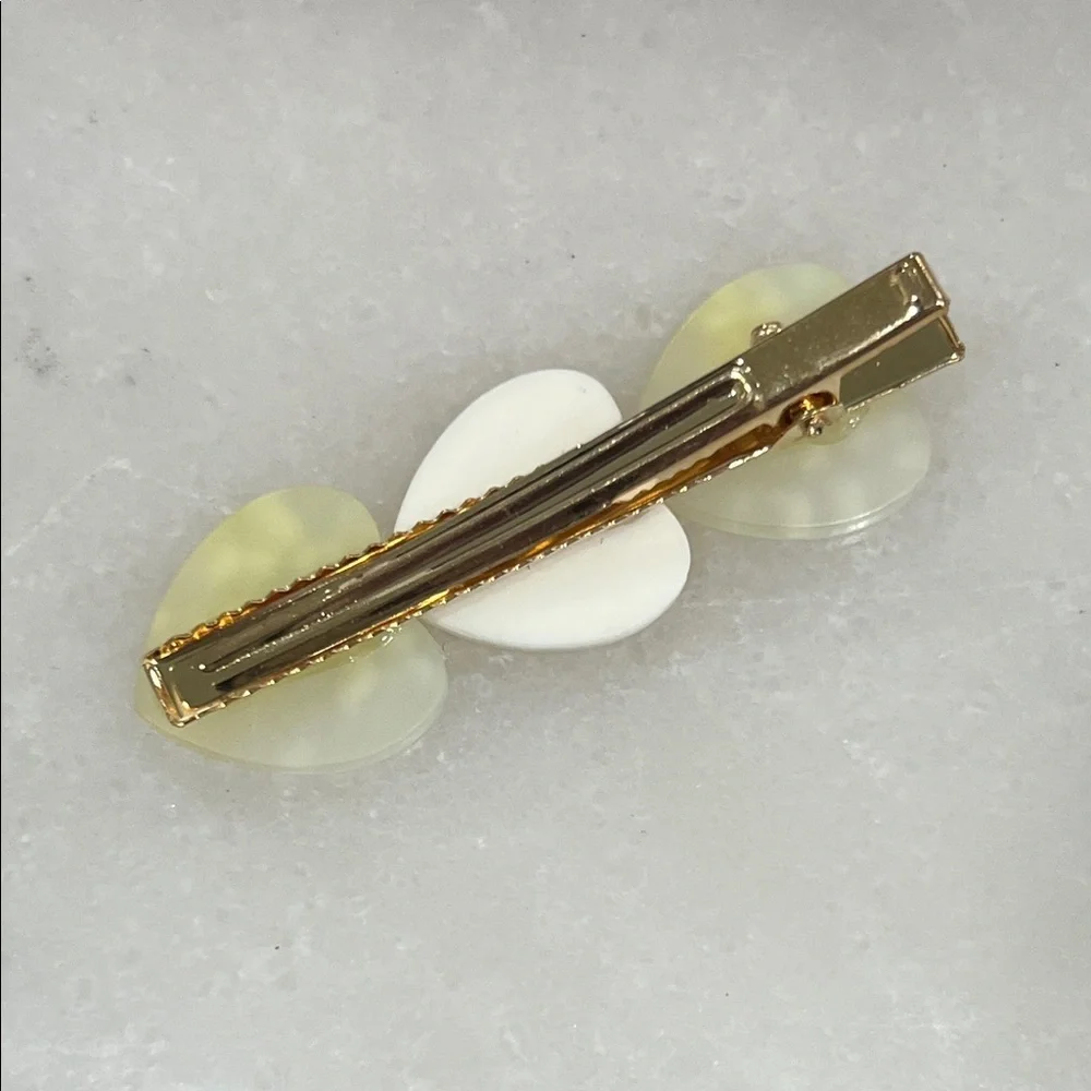 Chic Floral and Heart Hair Clip Trio